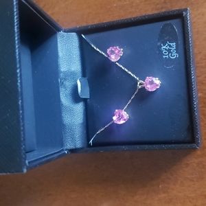 10 k gold necklace with earrings heart shaped ruby